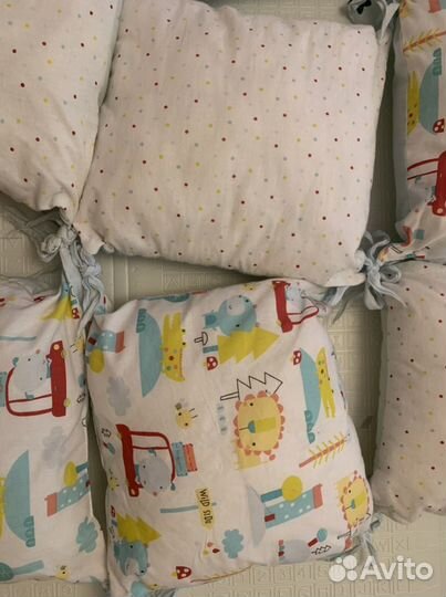 Бортик (Бампер) в детскую кроватку