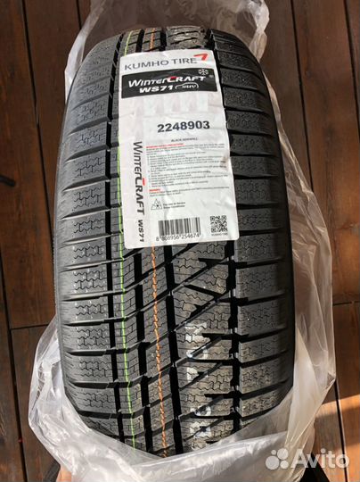 Kumho WinterCraft WS71 235/60 R18 107H