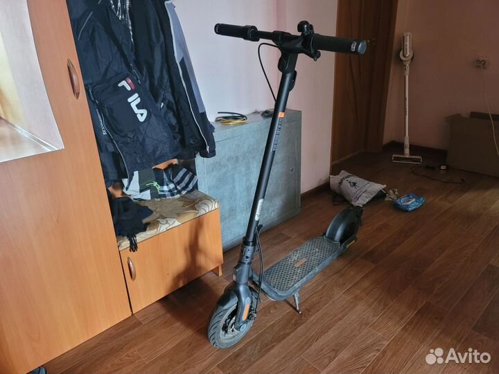 Электросамокат ninebot F2