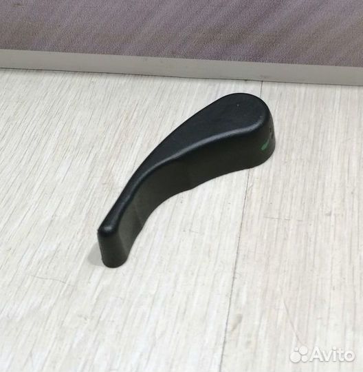 Ручка открывания капота renault kaptur