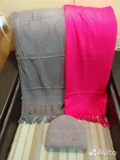 Шапка и шарфы женские