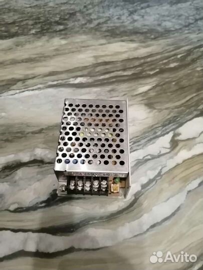 Блок питания адаптер 12В, 2.1А