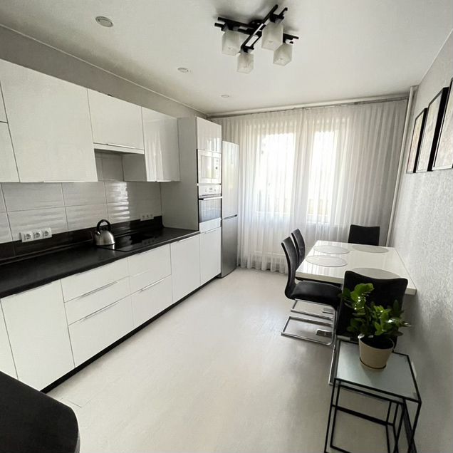 2-к. квартира, 67 м², 5/12 эт.