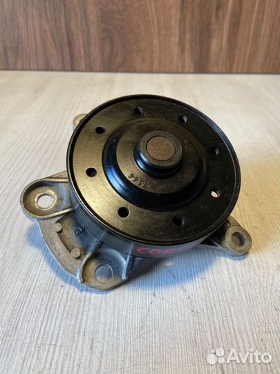 Помпа Toyota Corolla 180 1ZR-FE 2013