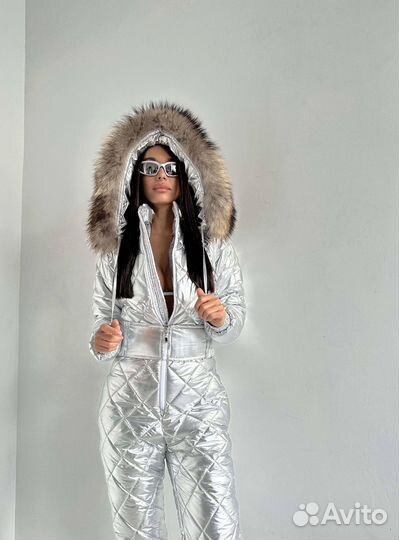 Зимний комбинезон. Женский костюм