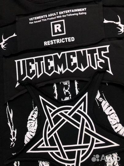 Худи Vetements Restricted Limited