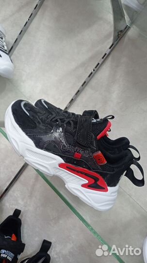 Кроссовки для мальчика 34 размер новые