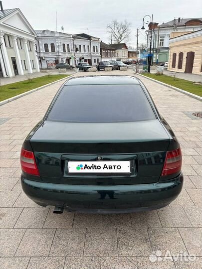 Audi A4 1.6 МТ, 1995, 277 000 км