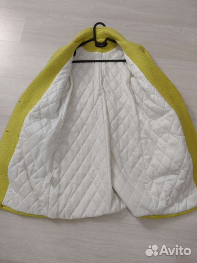 Жёлтое пальто еврозима