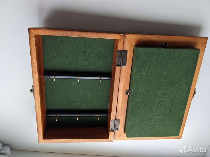 Ключница настенная