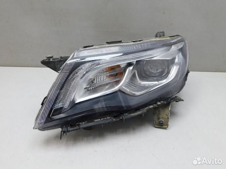 Фара левая Geely Atlas