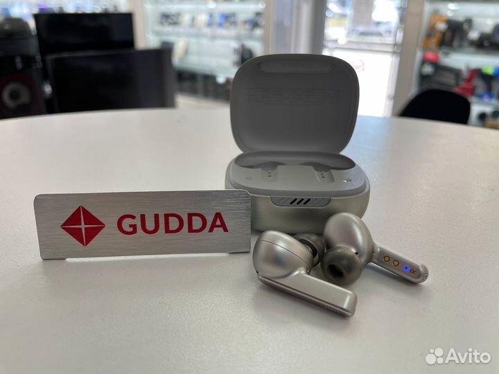 Наушники, JBL Live Pro2