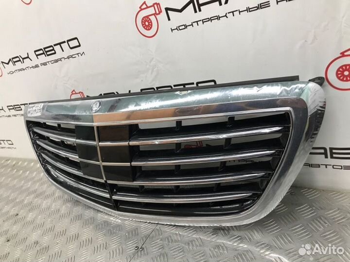 Б/У решетка радиатора передний Mercedes Benz