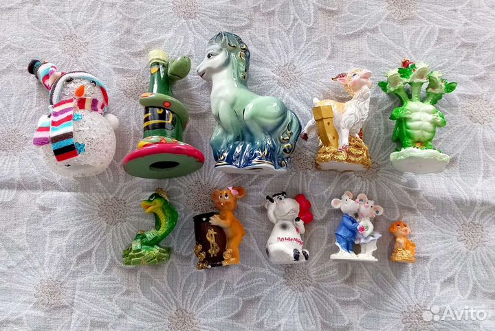 Фигурки животных символ года