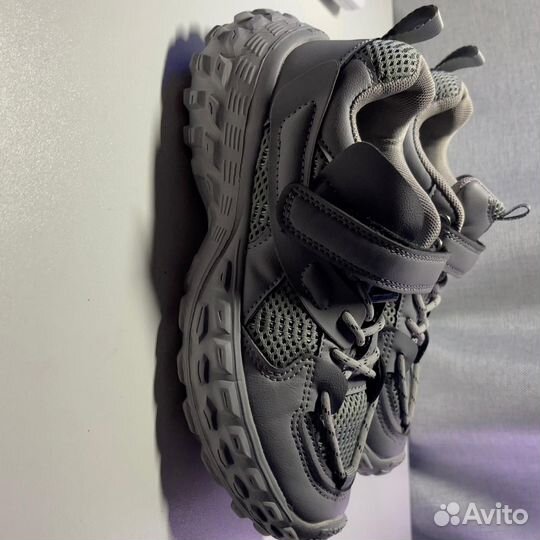 Кроссовки детские