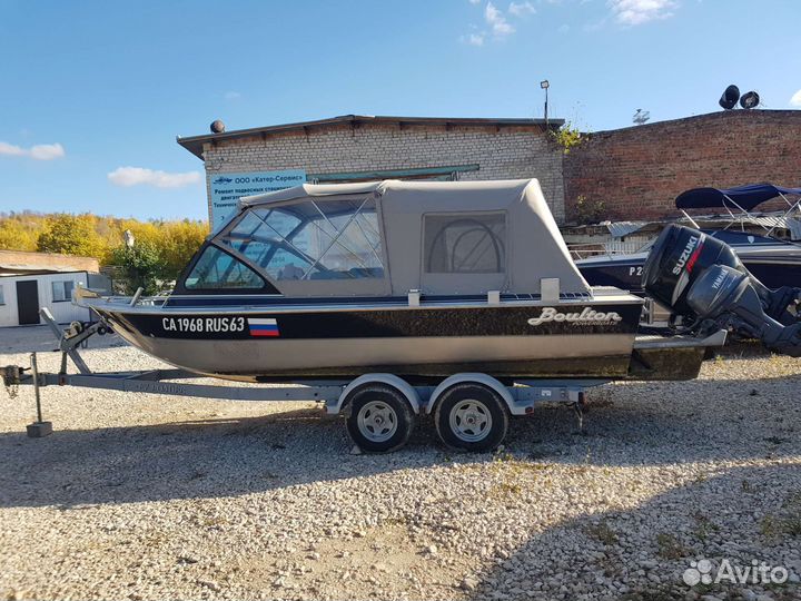 Американский рыболовный катер Boulton 21