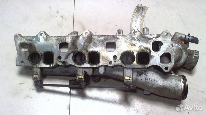 Коллектор впускной Mercedes CLS W218 2011, 2011