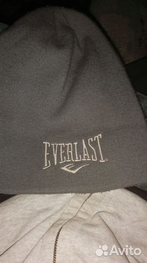 Шапка everlast со встроенными наушниками