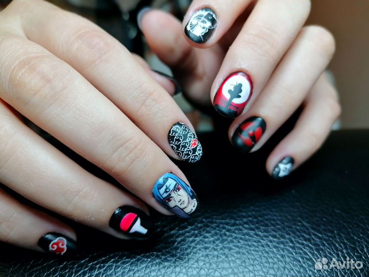 Маникюр с покрытием и дизайном