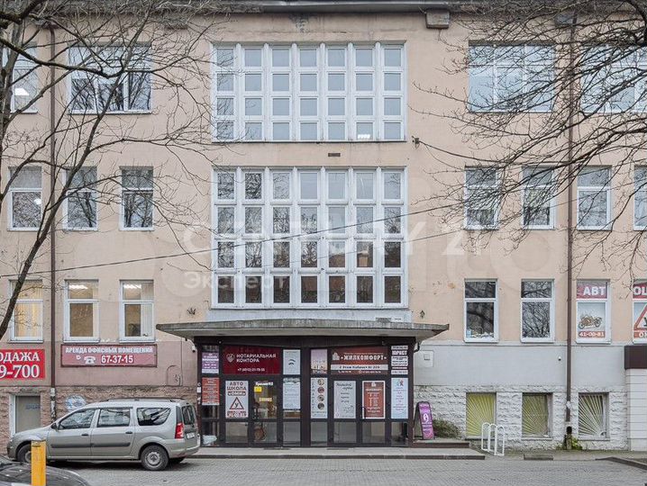 Помещение на красной линии, 31м