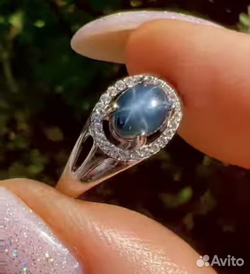 Серебряное кольцо с звездчатым сапфиром