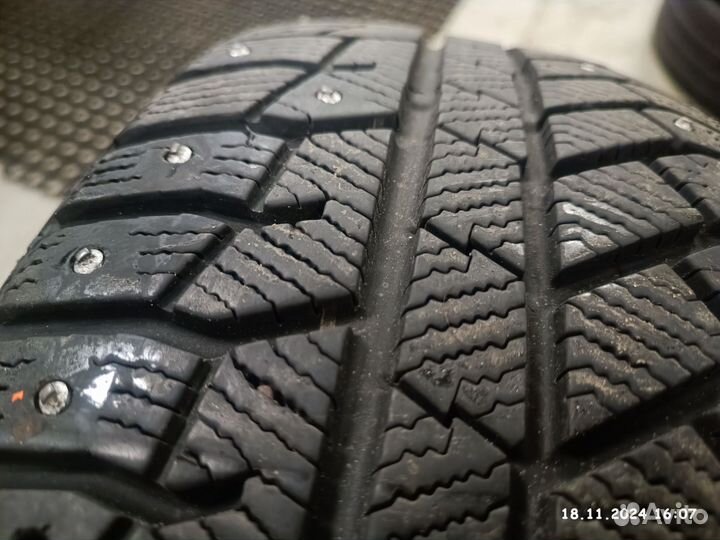 Continental ContiWinterViking 2 205/55 R16