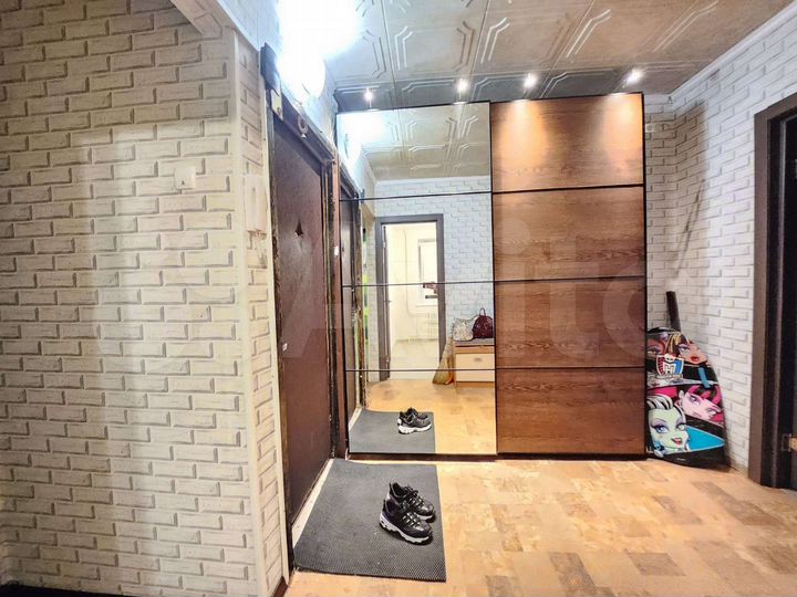 2-к. квартира, 43 м², 5/9 эт.