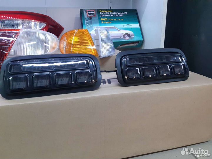 Подфарник нива тонированный