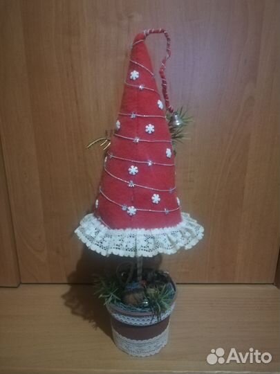 Елка ручной работы