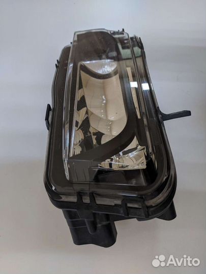 Противотуманная фара правая Volkswagen Transporter