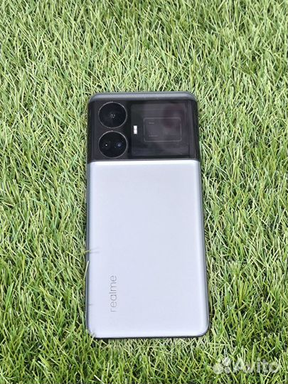 realme GT5, 12/256 ГБ