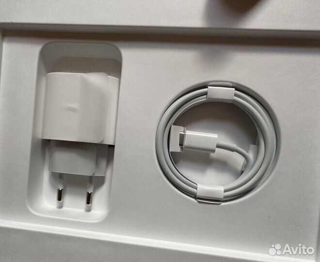 Блок питания Apple 20W USB-C +lightning