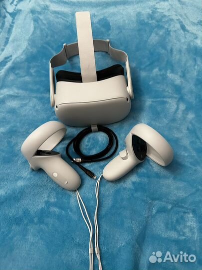 Шлем виртуальной реальности Oculus Quest 2, 64 Gb