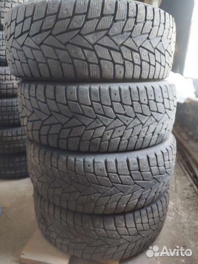 Dunlop Grandtrek Ice 02 235/55 R17 103