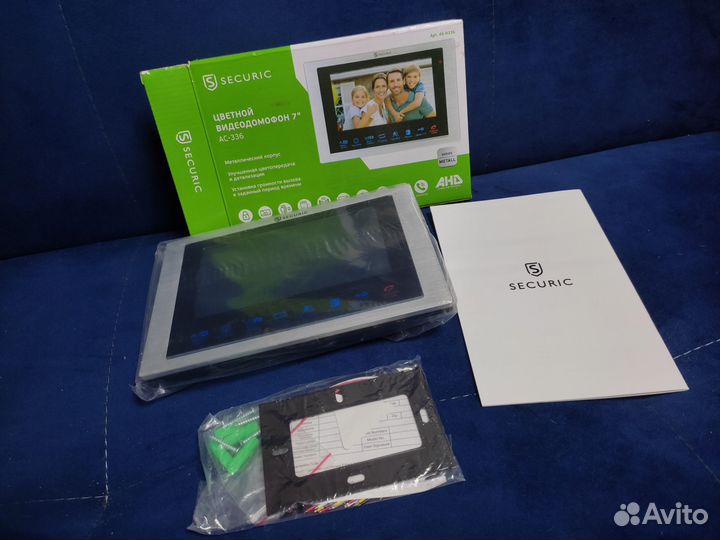 Видеодомофон новый