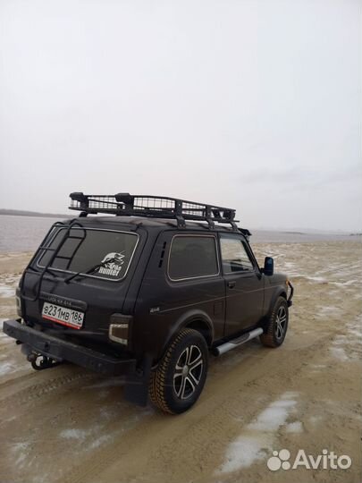 Силовые бампера с электролебёдкой и фаркопом Нива