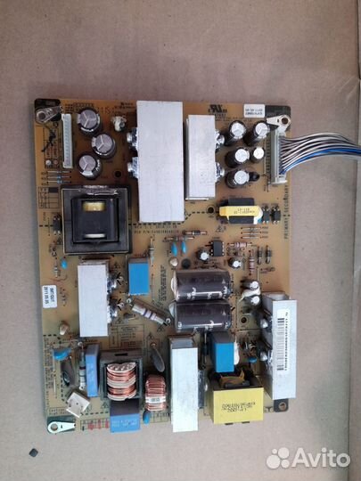 LG 32LK551-ZB в разбор