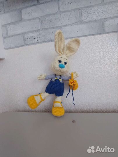 Заяц(игрушка,сувенир)