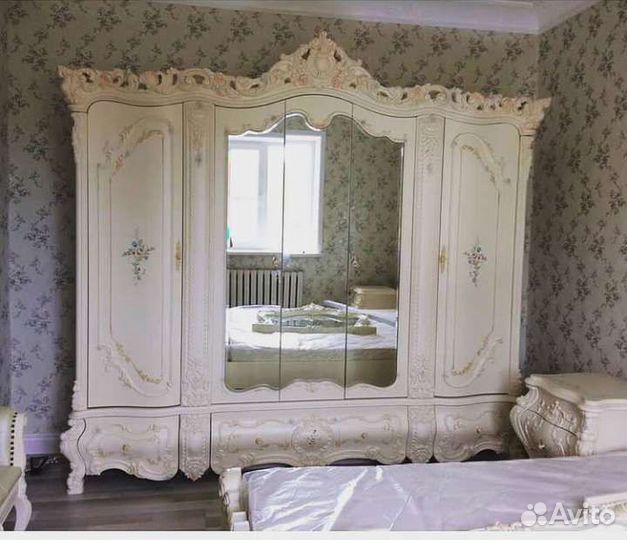 Сборщик мебели