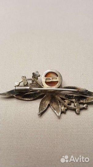 Старинная серебряная брошь