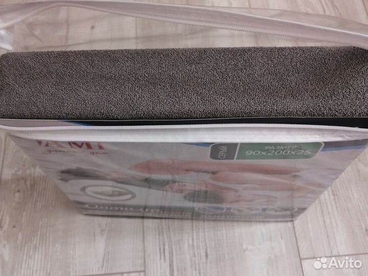 Наматрасник 90*200*25