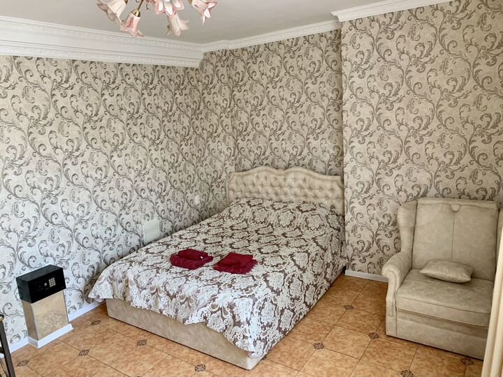 1-к. апартаменты, 38 м², 2/3 эт.