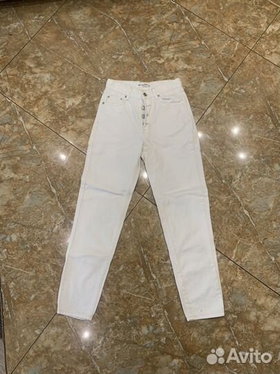 Джинсы женские