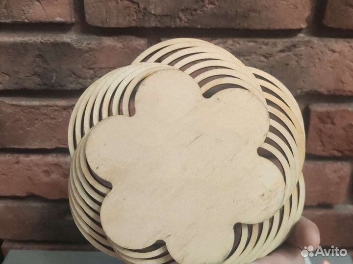 Деревянная тарелка, миска