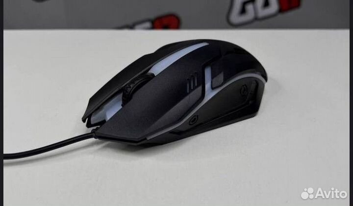 Игровая клавиатура и мышь