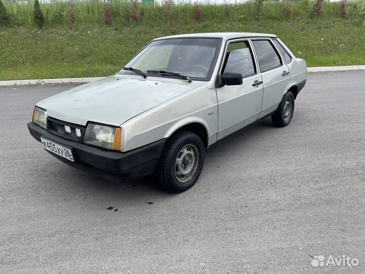 Капот на ваз 21099