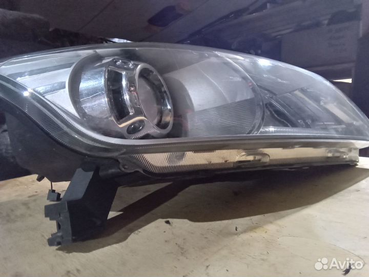 Фара правая дефект креплений Lifan X60