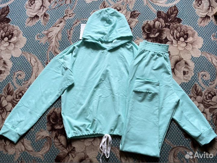 Женский спортивный костюм весна/осень 42,44