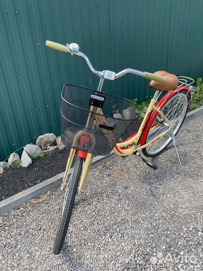 Велосипед взрослый женский с корзиной