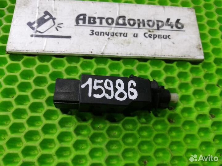 Датчик педали тормоза концевик Mercedes ML W163